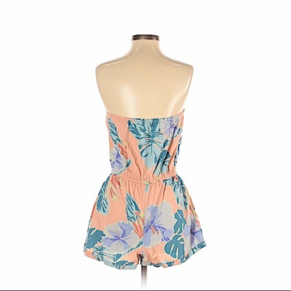 Kimichi Blue Patterned Romper - Picture 5 of 5